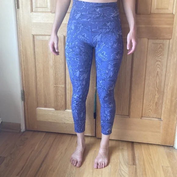 REI Leggings size medium - Picture 2 of 6